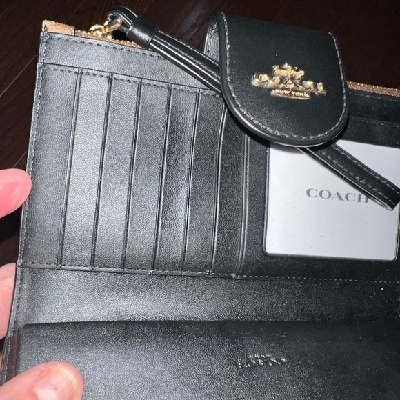 Coach Signature Brown Wallet - Picture 5 of 5